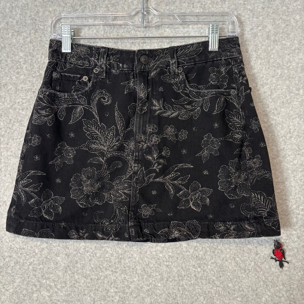 American Eagle Women's 4 Reg Mini‎ Skirt Black Super Hi-Rise A-Line Denim Floral